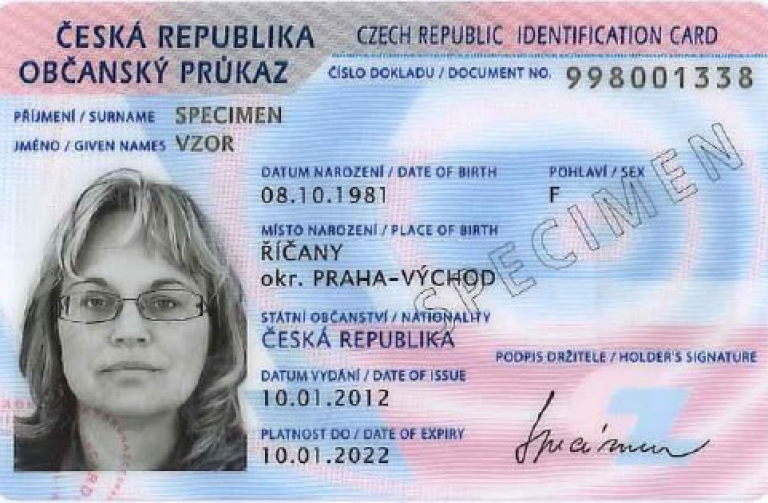Na konci roku si lidé kvůli odstávce nevyřídí nové občanské průkazy ani cestovní pasy  