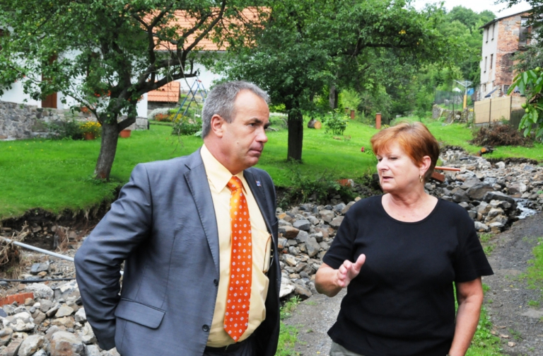 Hejtman předpokládá pomoc kraje obcím postiženým bleskovými povodněmi ve výši milión korun