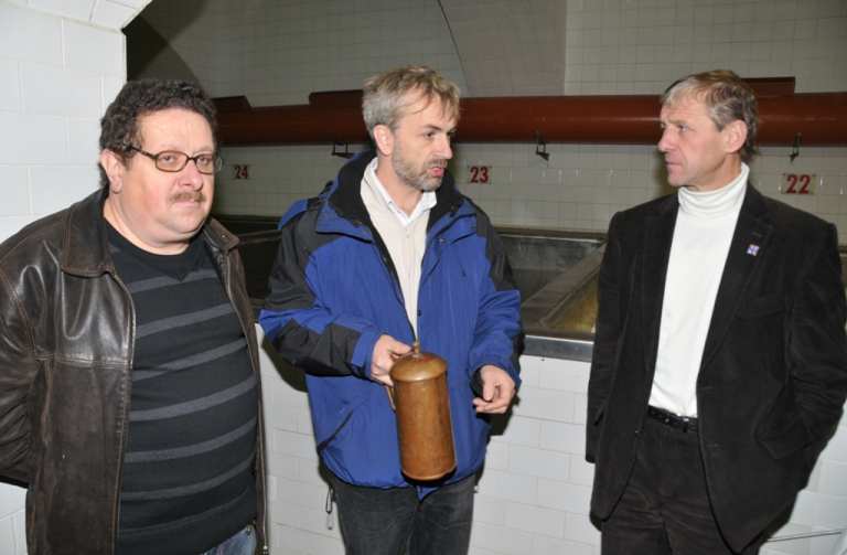 Ve spilce (zleva) Milan Šír, Petr Hostaš a Jaroslav Podzimek