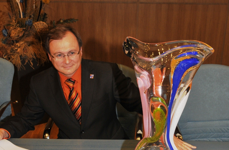 Náměstek hejtmana radek Cikl připomněl, že Liberecký kraj zvítězil již počtvrté za sebou a získal pohár.