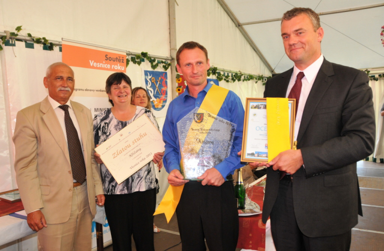 Vítězem soutěže Vesnice roku 2011 v Programu obnovy venkova se v Libereckém kraji  staly Křižany