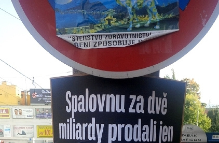  Nezákonně vylepené poutače