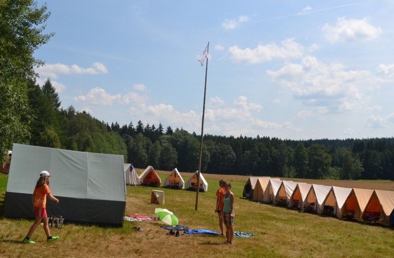 Komunitní středisko Kontakt pořádá příměstský tábor pro děti ze sociálně znevýhodněného prostředí