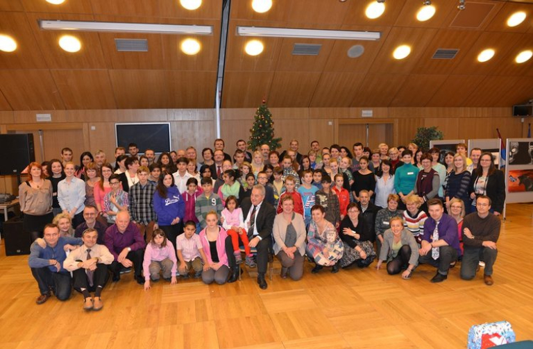 Krajští radní potěší před Vánocemi děti z dětských domovů
