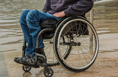 wheelchair-1595794 960 720.jpg-960x640