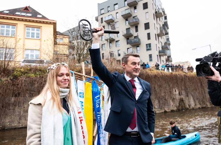 Hejtman převzal klíč od řeky Nisy