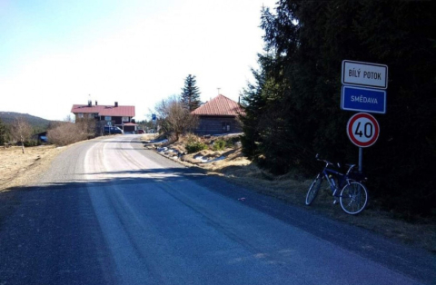 size4-16215092818084-103-silnice-kolem-prehrady-sous-se-pro-auta-otevre-v-patek-odpoledne